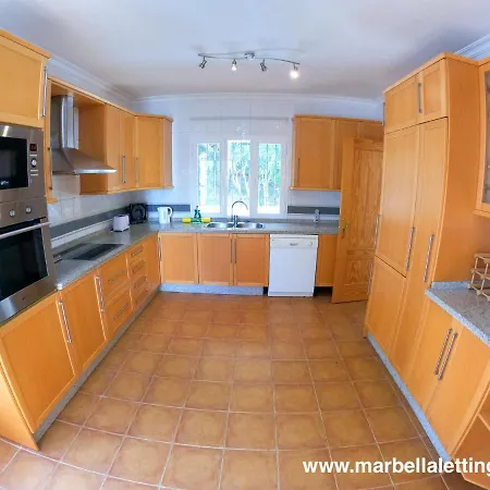Villa Private In Bel Air Marbella
